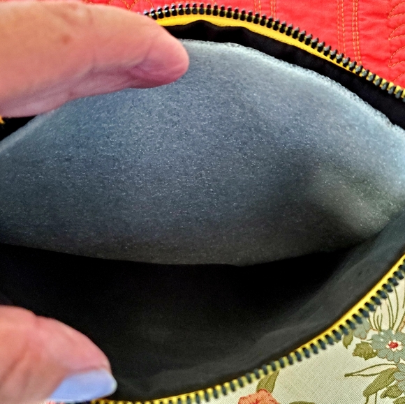 Betsey Johnson Cosmetic Bag - Picture 3 of 9